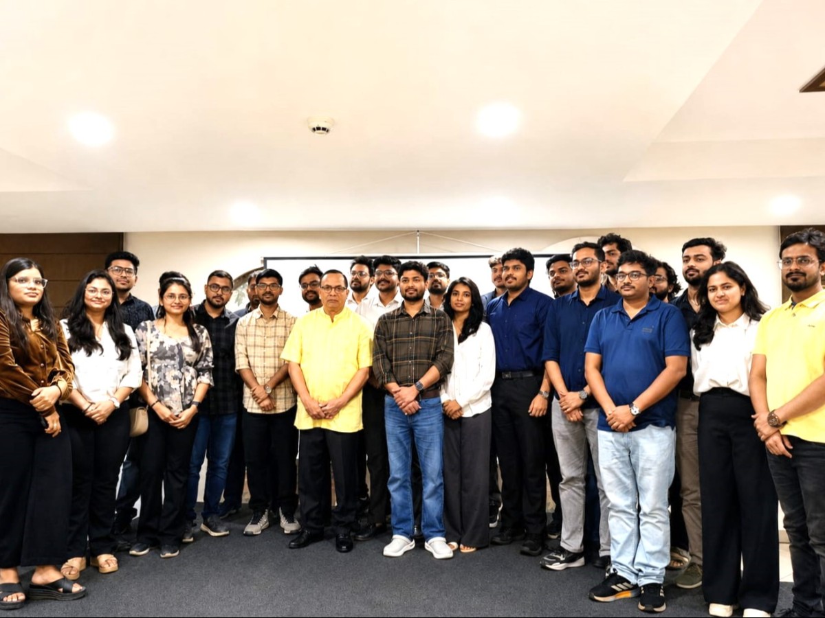 Shaping the Future of Healthcare: Chairman Dr. Bhabananda Das with the DNB Scholars.